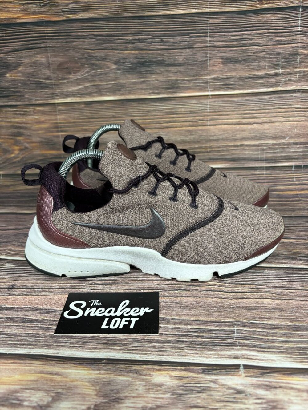 Nike Women's Presto Fly SE Port Wine Athletic Shoes‎ Size 9